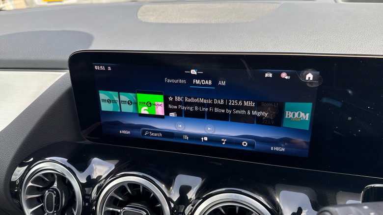 Mercedes-Benz GLA 250e AMG Line Premium Plus 5dr Auto Hatchback